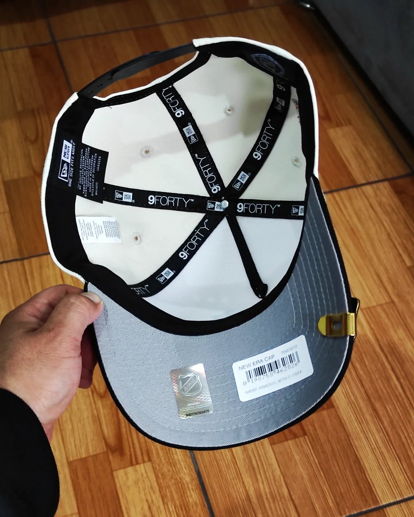 New Era Anaheim Ducks 30th Aniversario Chrome Two Tone 9 FORTY A-FRAME SNAPBACK
