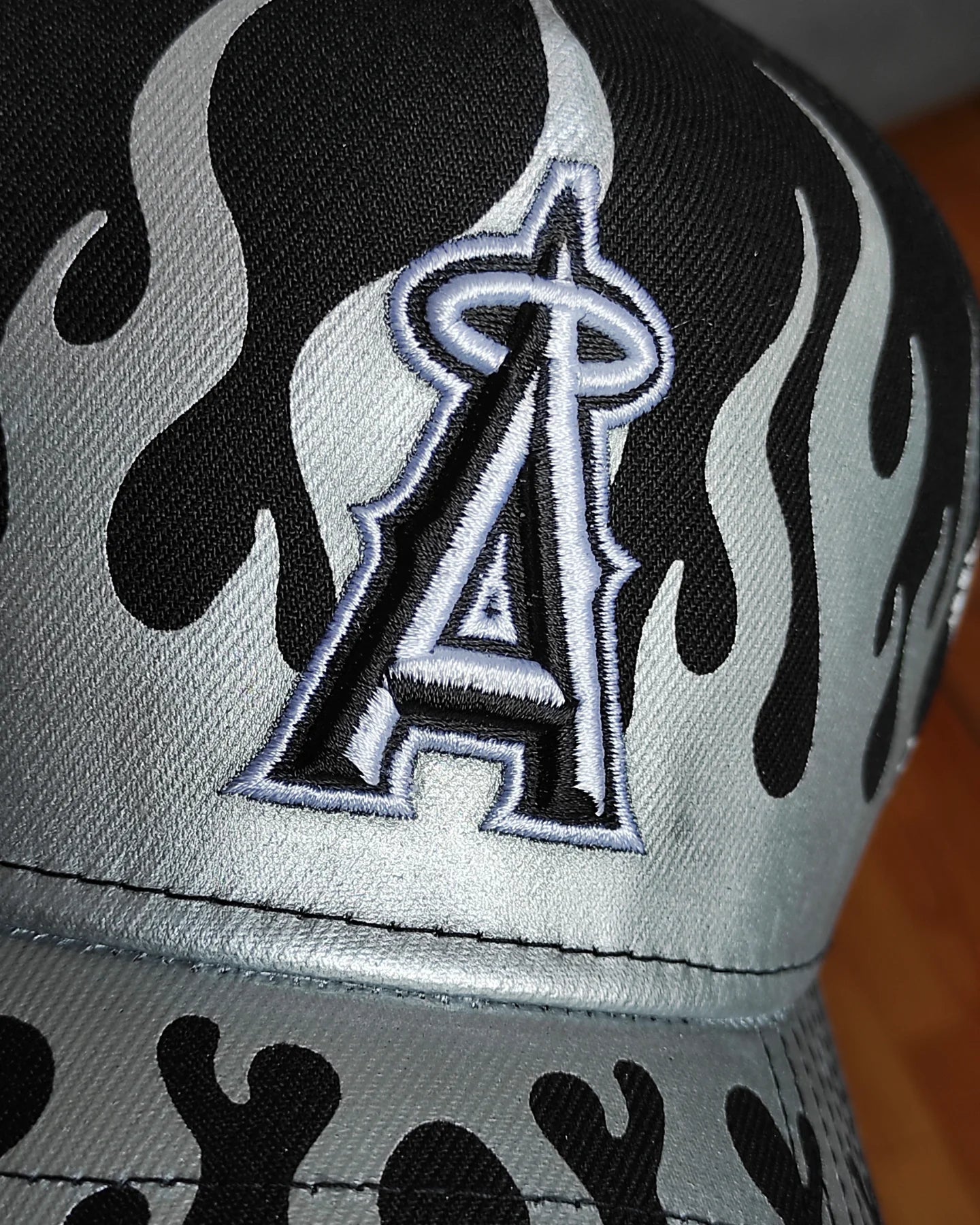 Gorra New Era 9FORTY A-Frame snapback 'Flames' de Los Angeles Angels
