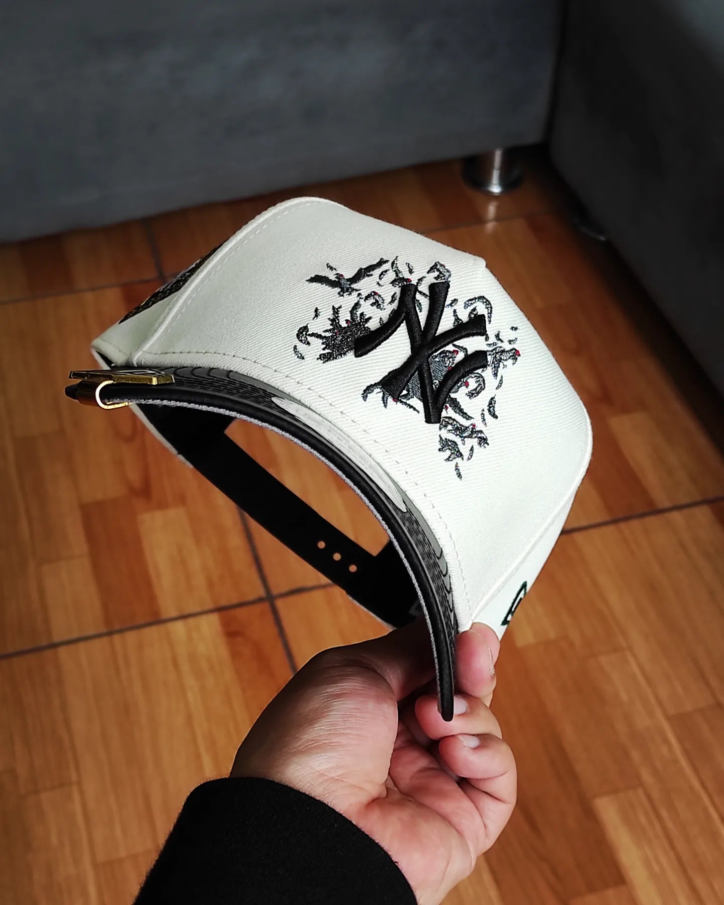 New Era New York Yankees Serie Mundial 1952 visera satinada chrome cuervos dos tonos 9 FORTY AFRAME