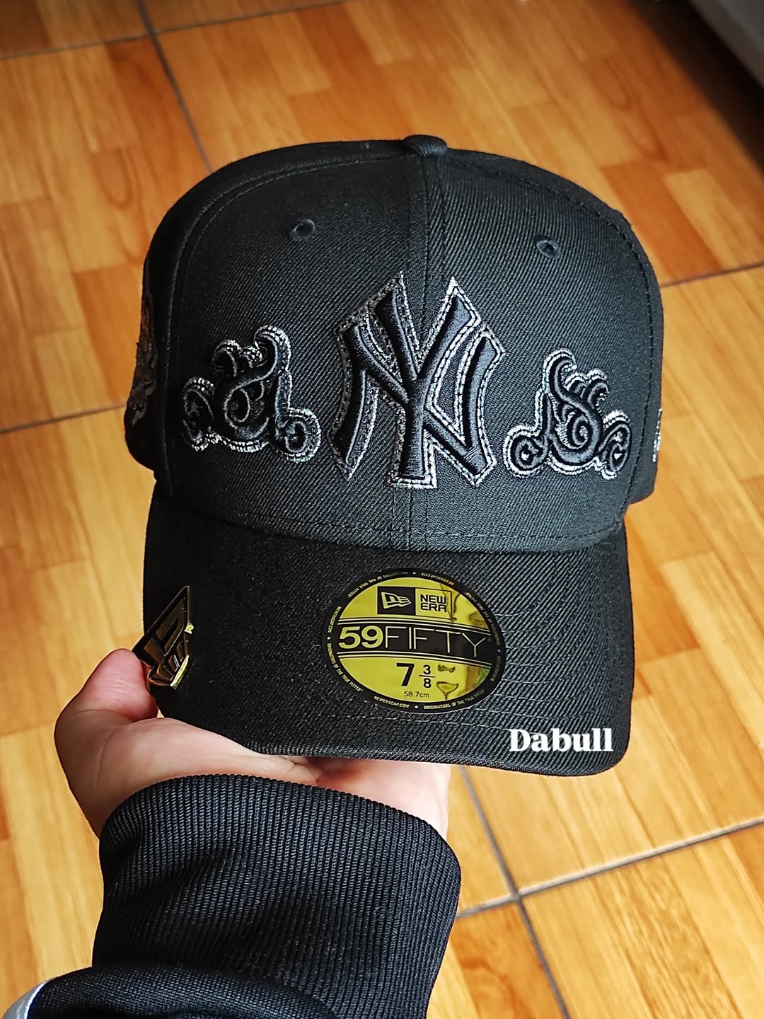 NEW ERA NEW YORK YANKEES WORLD SERIES 1999 NEGRA METÁLICA 59FIFTY