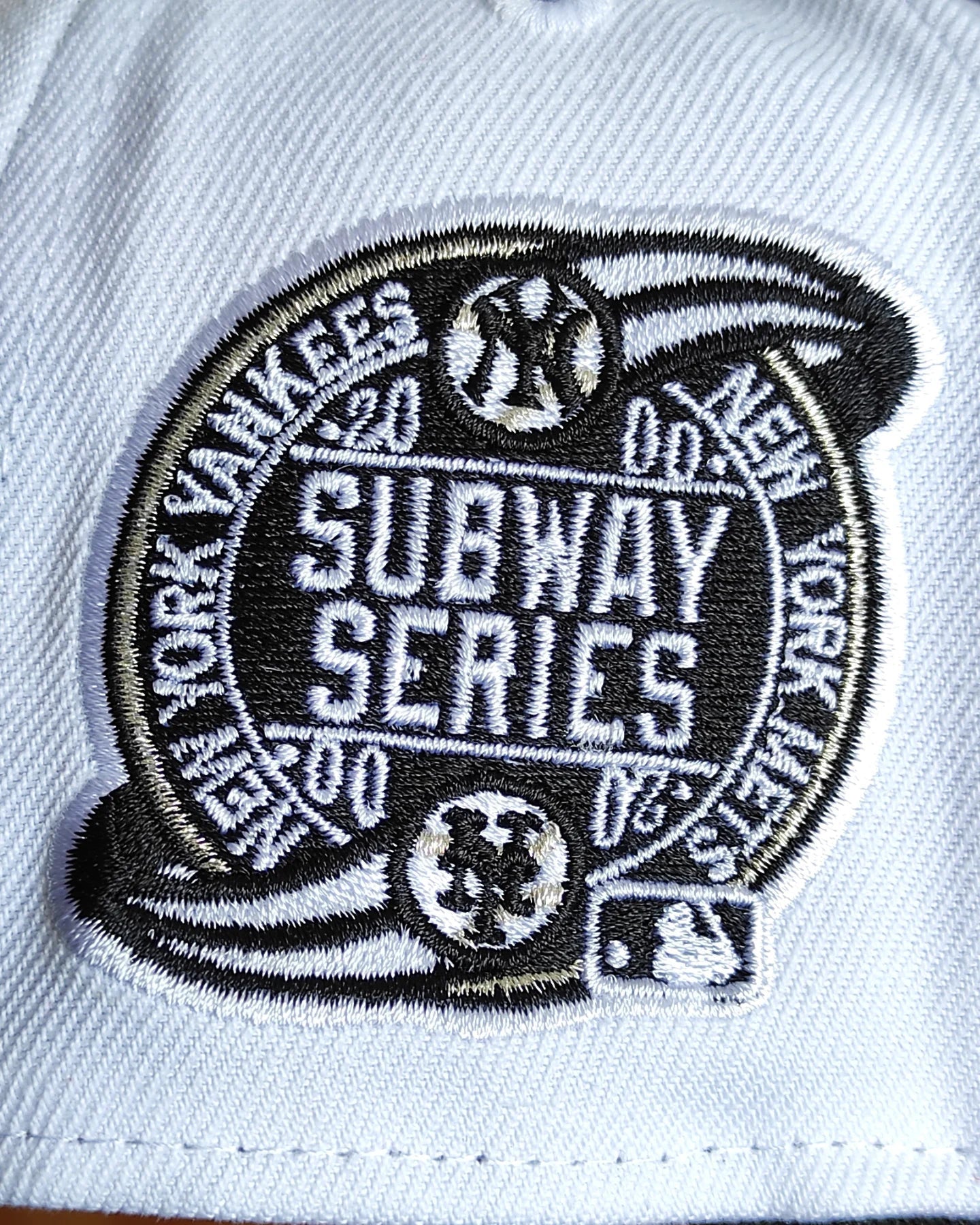 Gorra New Era New York Yankees vs Mets Subway Series negra y blanca 9FIFTY con cierre ajustable