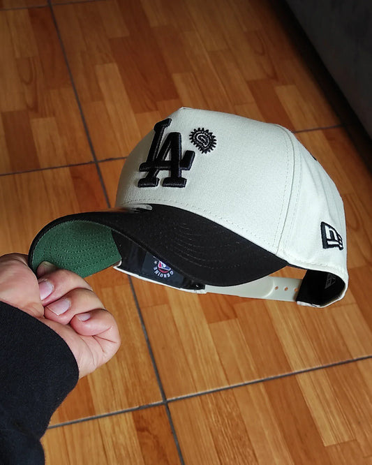 Gorra snapback New Era Los Angeles Dodgers paisley bicolor 9forty a-frame