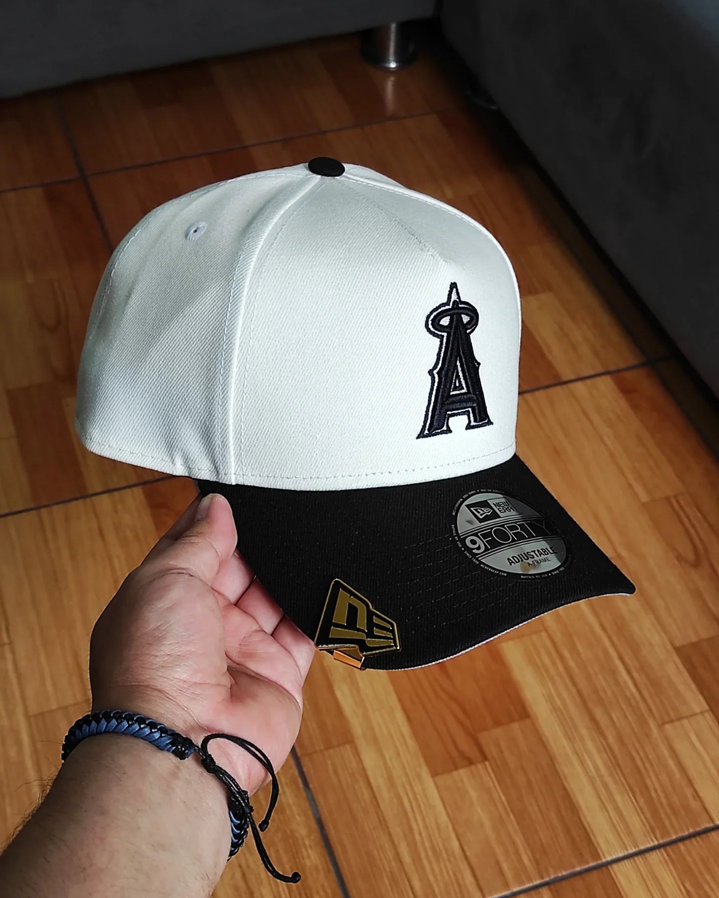 Gorra Snapback 9Forty A-Frame New Era Anaheim Angels Chrome Black 2 Tonos