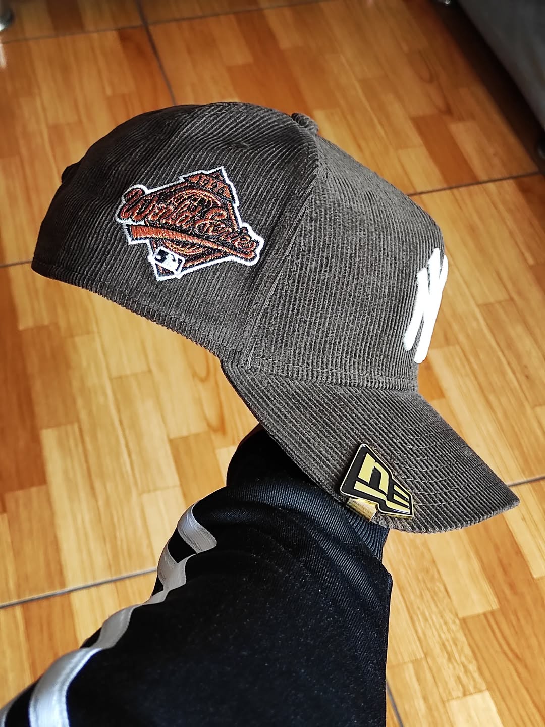 Gorra snapback 9FORTY A-FRAME "New era New York Yankees World Series 1996 Brown cord"