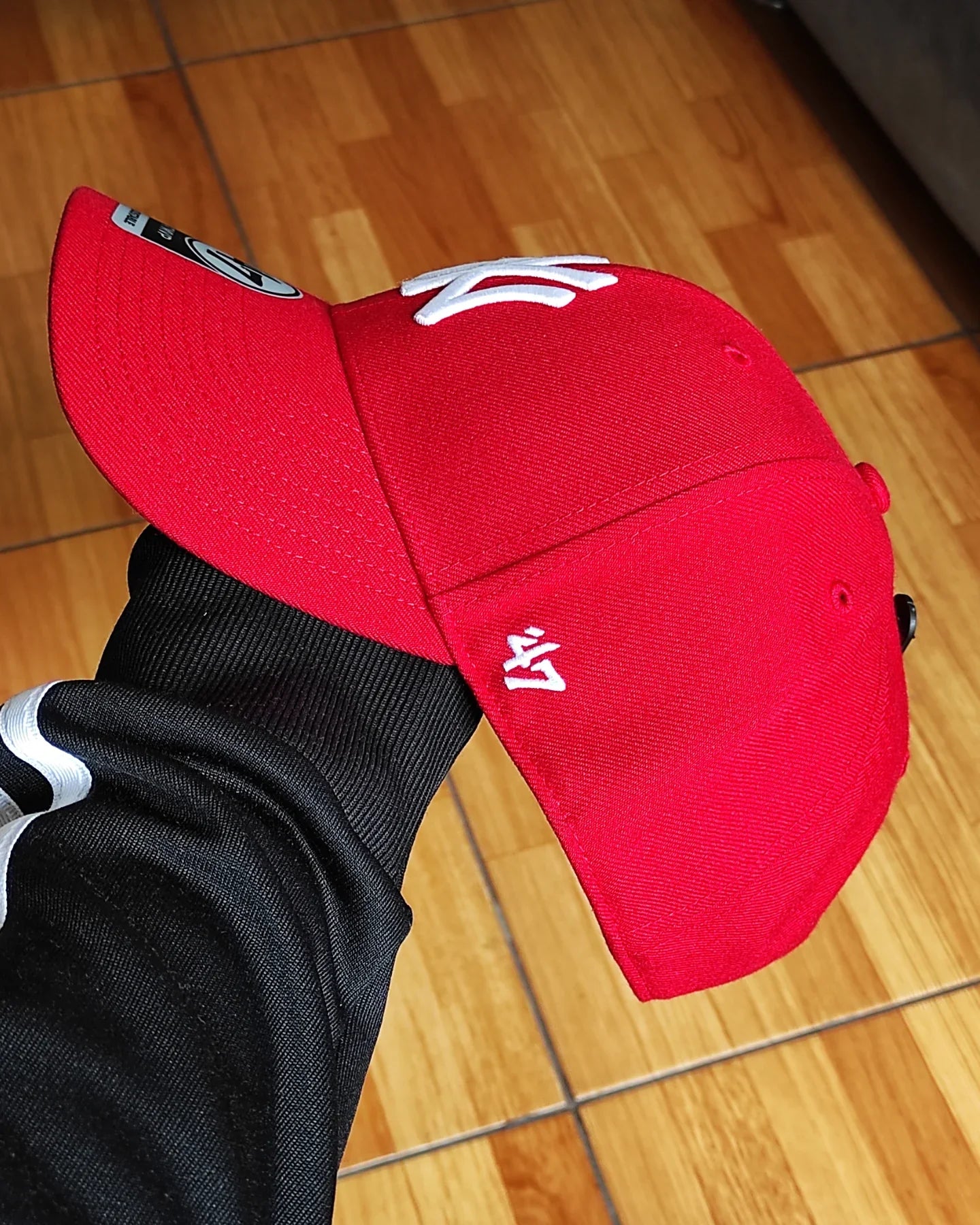 Gorra ajustable MVP roja de los New York Yankees de 47 Brand