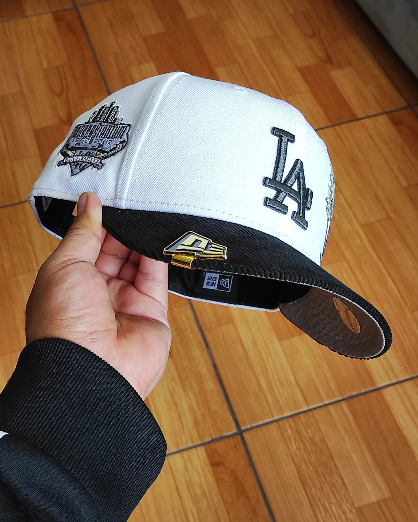 New Era Los Angeles Dodgers visera de pana 🌴 dos tonos blanco y negro 9 FIFTY Snapback