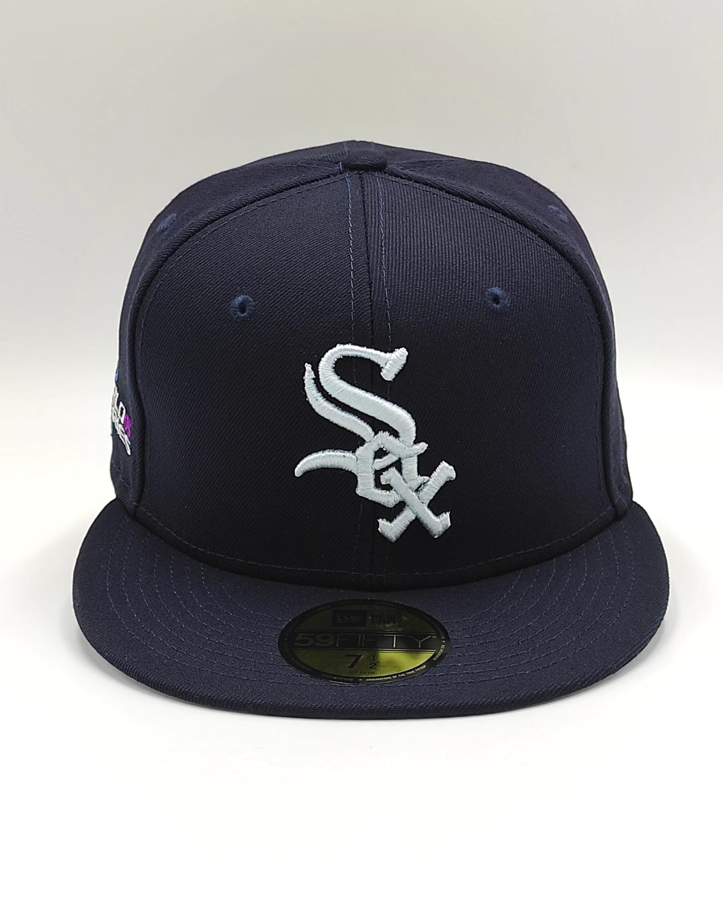 Gorra New Era 59fifty seda icys Medias Blancas de Chicago parche Serie Mundial 2005 - azul marino