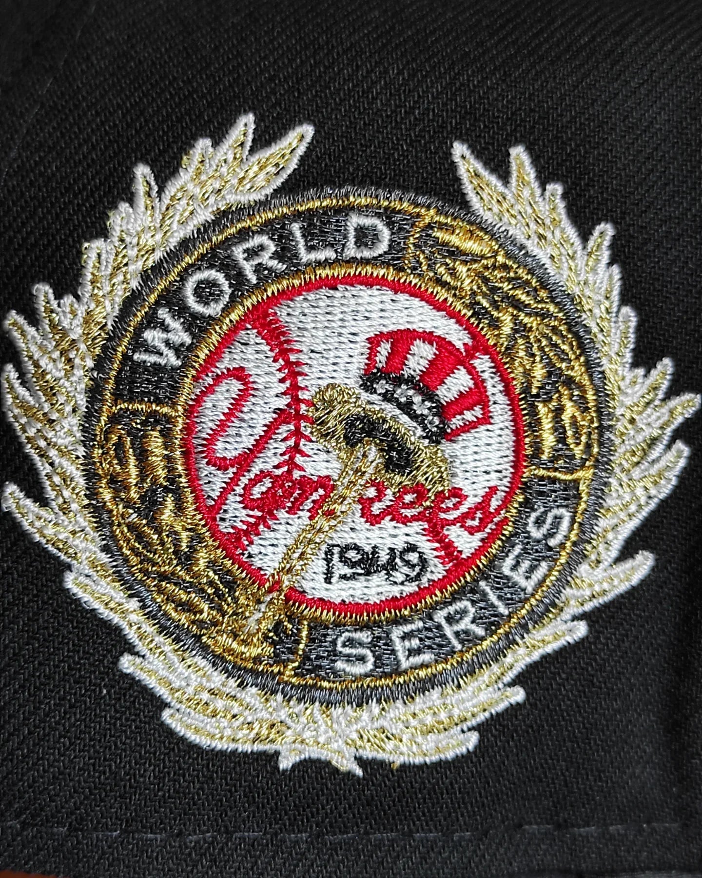 New Era New York Yankees Serie Mundial 1949 Visera Negra Satén Edición A Frame 9Fifty Snapback