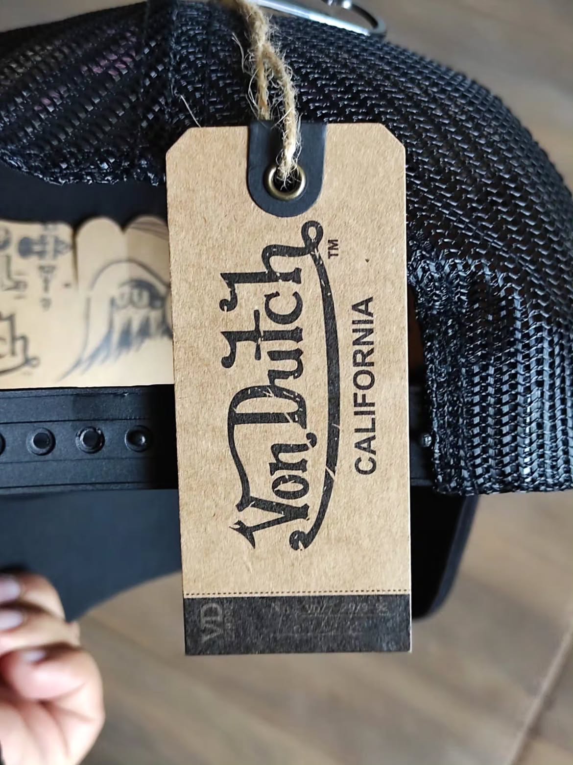 Von dutch trucker fire 🔥 cap black Exclusive