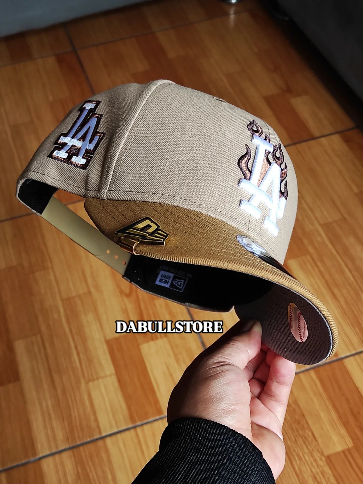 New Era Los Angeles Dodgers flame 🔥two Tone Brown light  9FIFTY snapback
