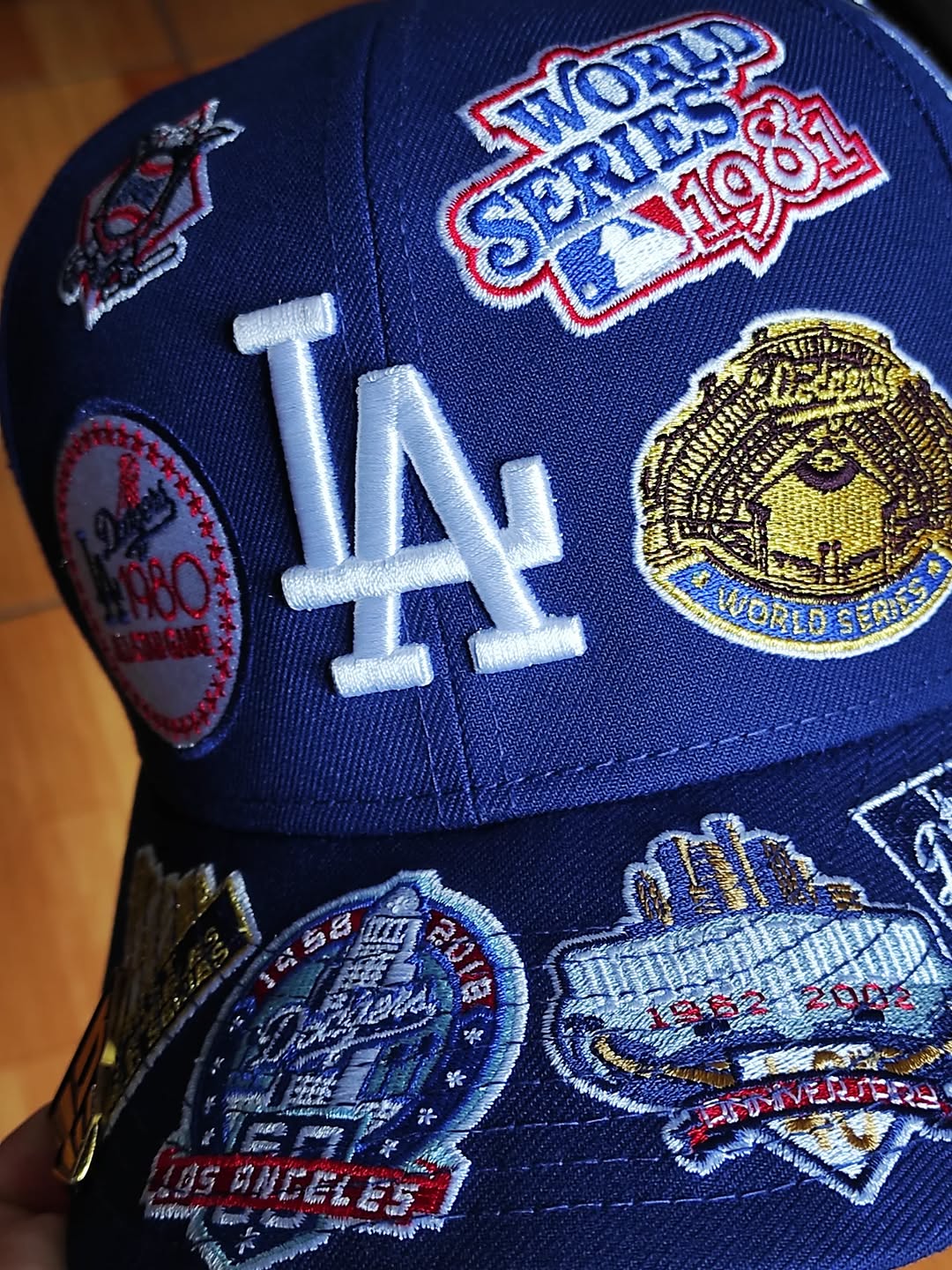 Gorra ajustada 59FIFTY de New Era de Los Angeles Dodgers con diseño estampado en toda la superficie