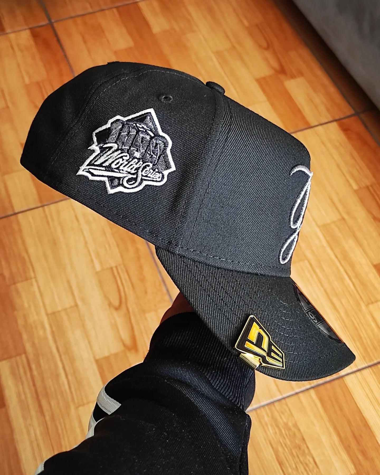 New Era Gorra Ajustable Negra New York Yankees World Series 1999 Liquid Titanium 9Forty A-Frame