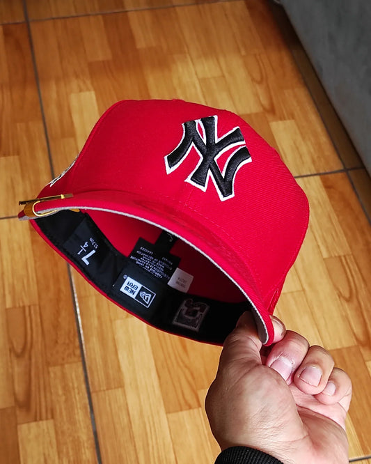 New Era New York Yankees Edición Nookie Serie Mundial 1999 roja 59 Fifty