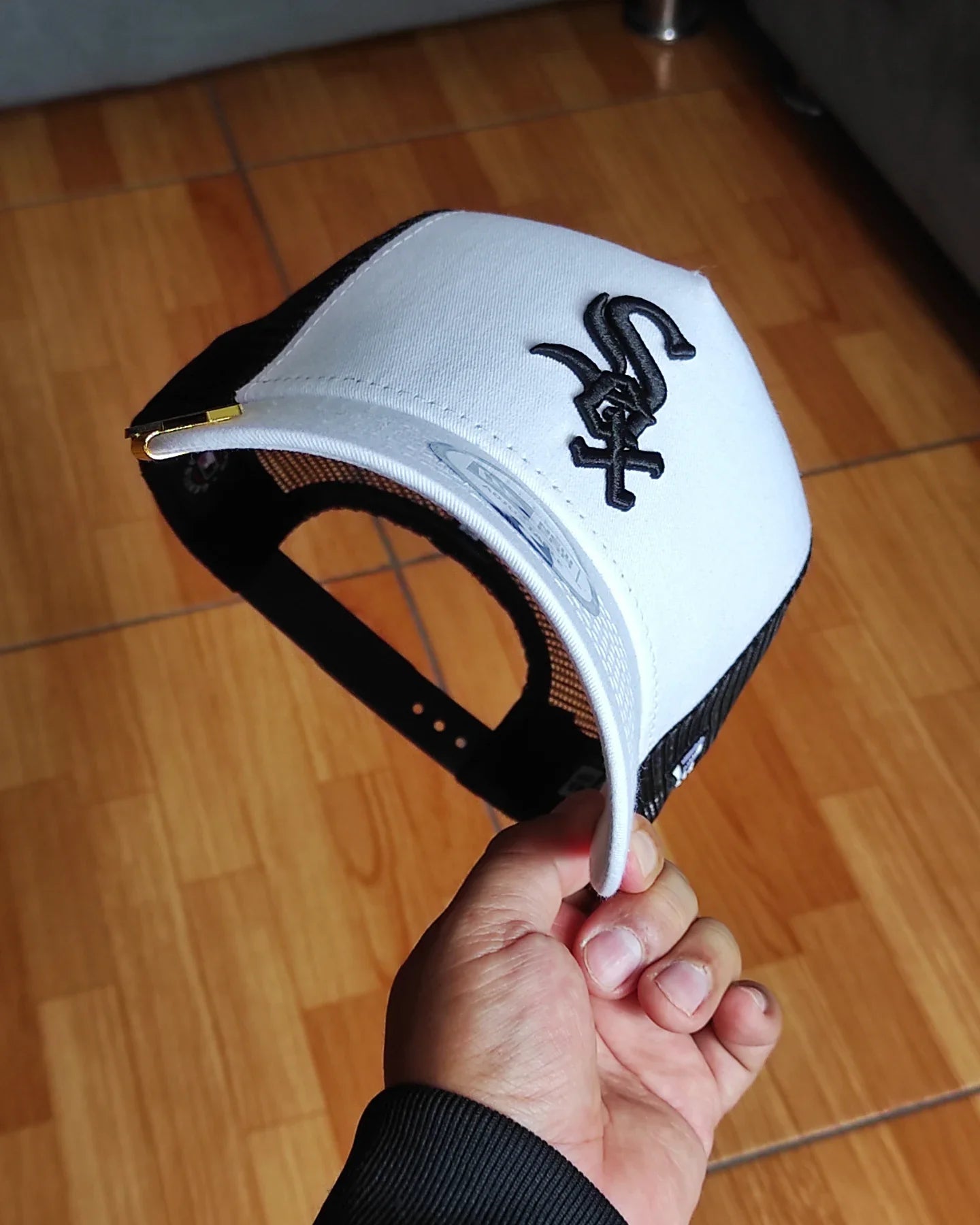 Gorra trucker a-frame blanca/negra New Era Chicago White Sox