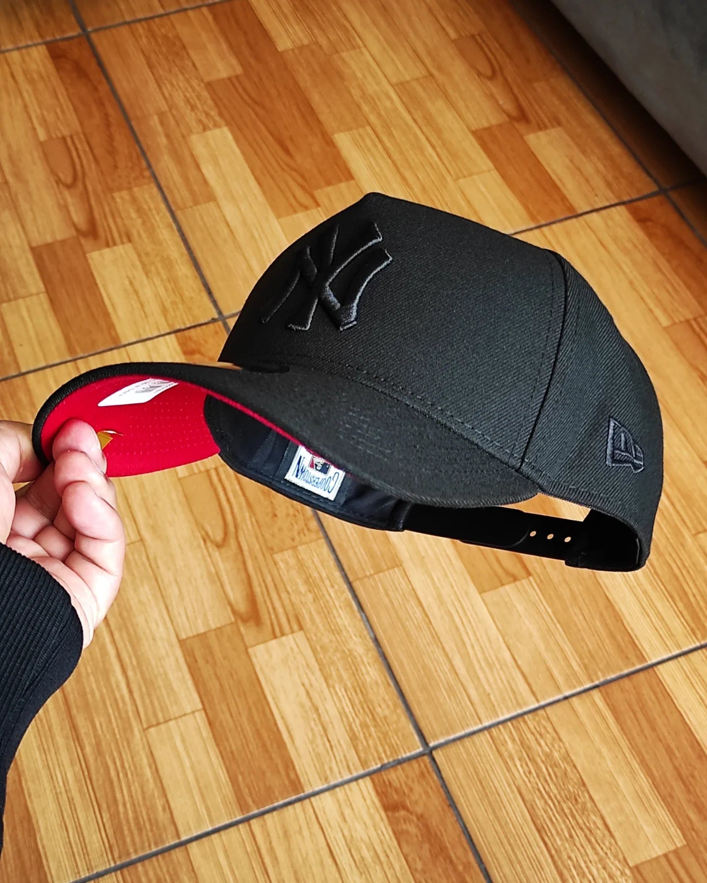 New Era New York Yankees Serie Mundial 1999 negro rojo 9FORTY A-FRAME