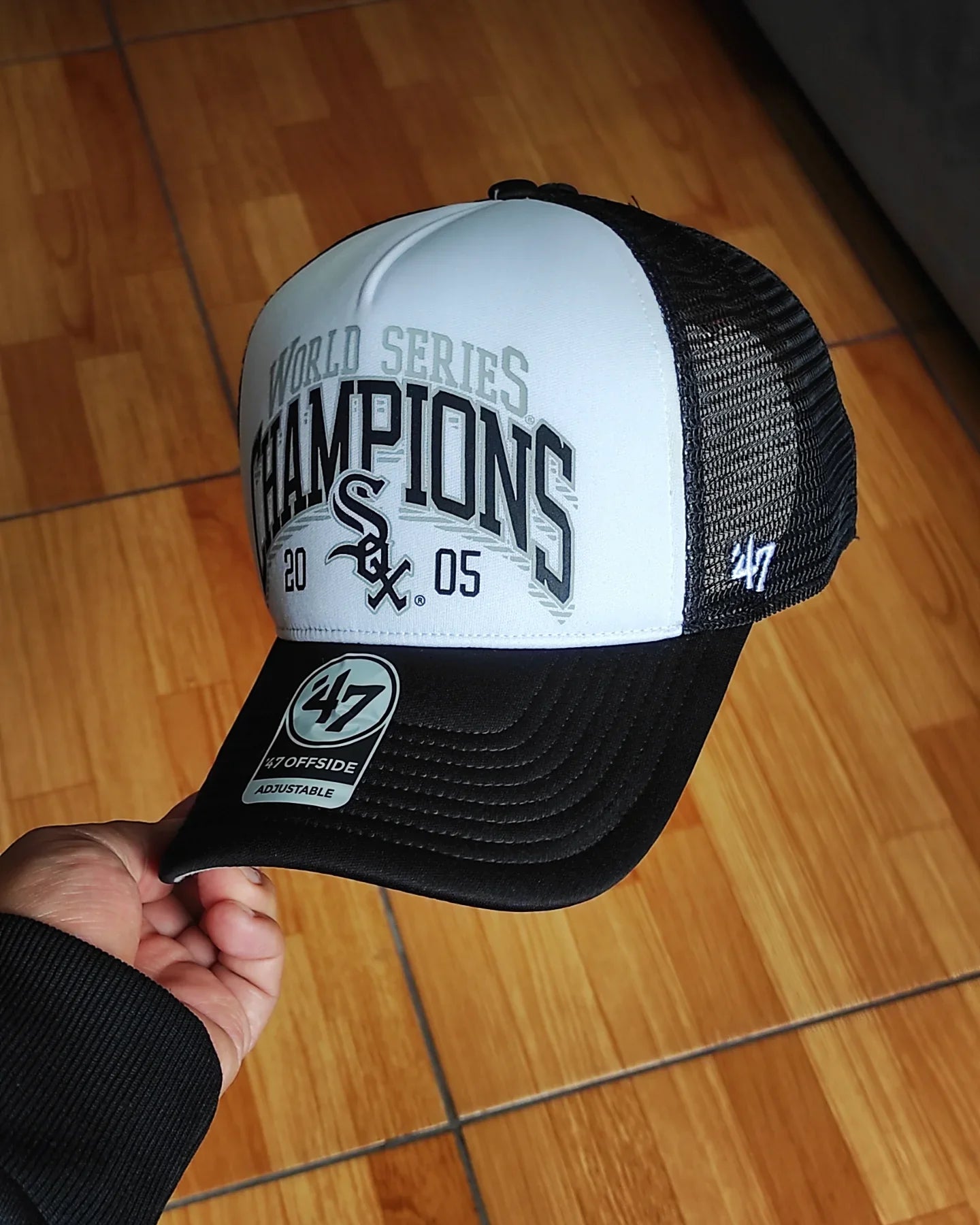 47Brand Chicago White Sox gorra trucker de espuma, negra y blanca, World Series, con cierre a presión