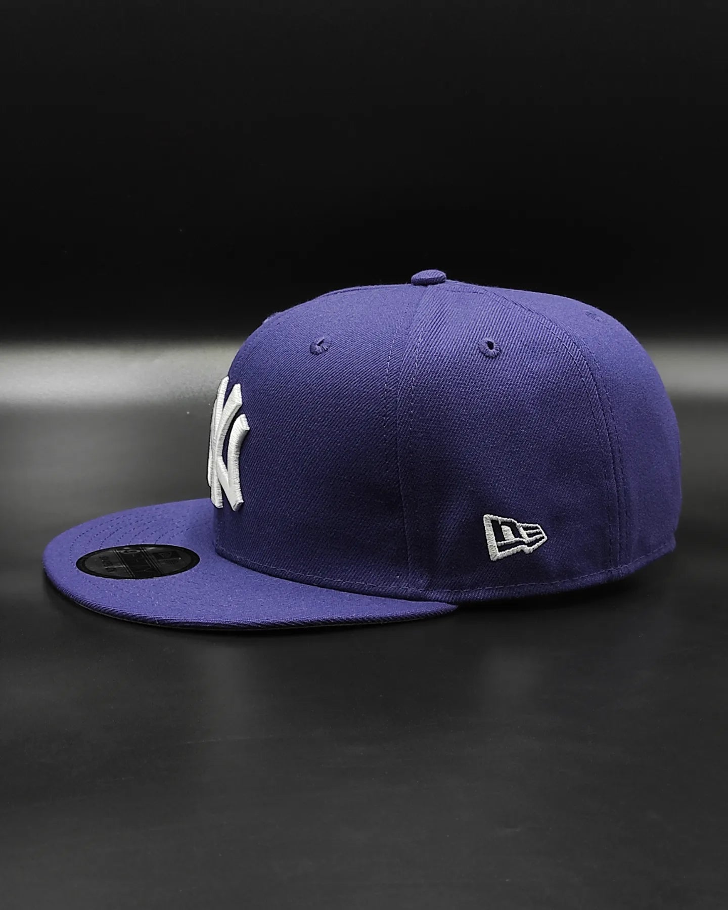 Gorra snapback 9FIFTY morada de los New York Yankees de la Serie Mundial de 1999 de New Era