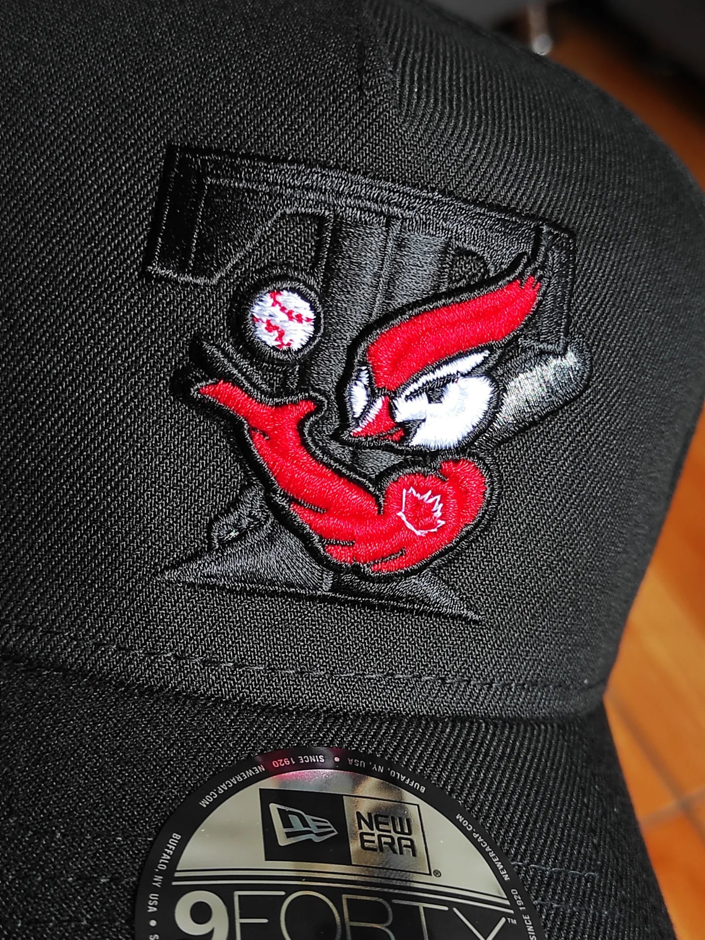 Gorra New Era Toronto Blue Jays All Star 1991 Edición Black Out Roja 9Forty A Frame Snapback