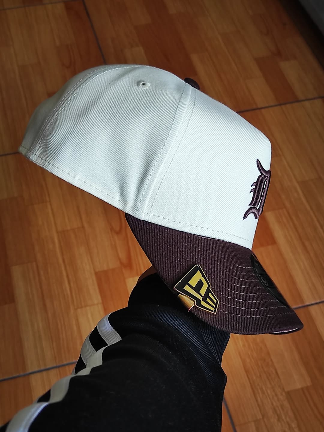 Gorra Snapback A-Frame 9FORTY 'Pink Satin Hearts Walnut' de los Detroit Tigers
