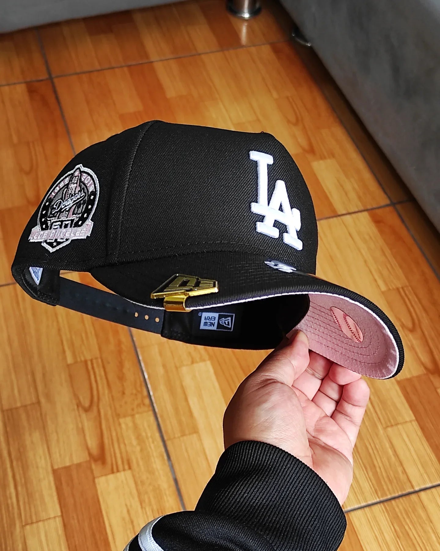 Gorra Snapback New Era Los Angeles Dodgers Negra/Rosa 60 Aniversario 9Forty A-Frame