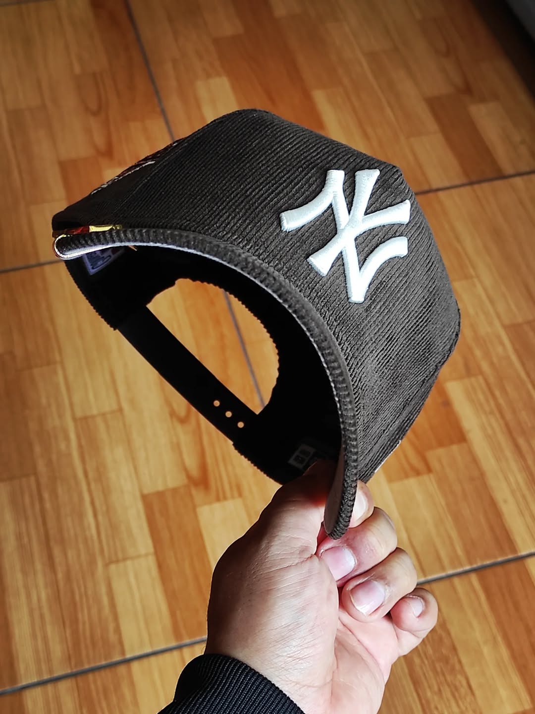 Gorra snapback 9FORTY A-FRAME "New era New York Yankees World Series 1996 Brown cord"