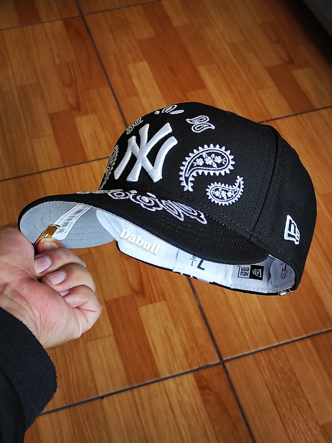 New era New York Yankees paisley negra 59FIFTY