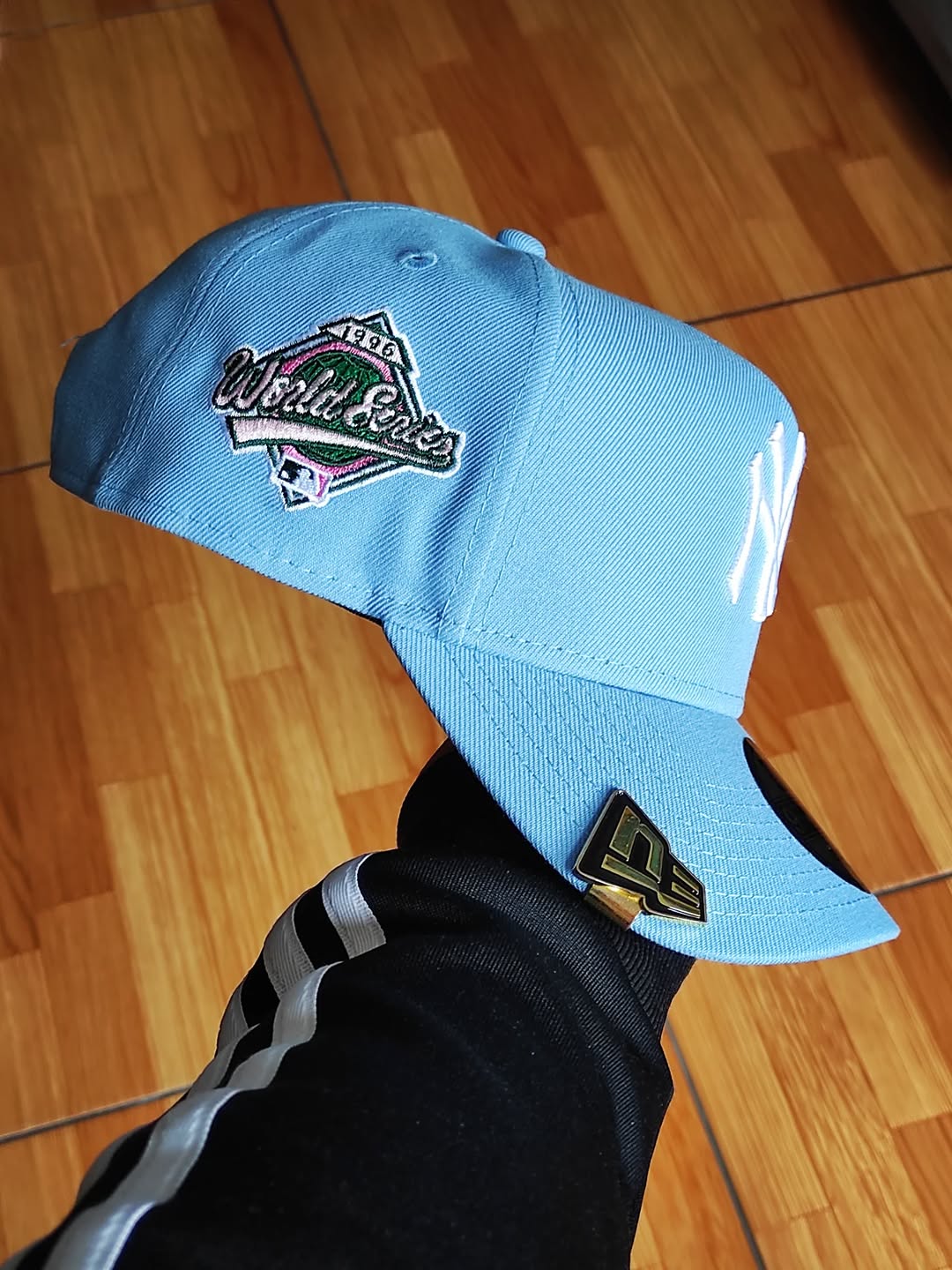Gorra New Era New York Yankees World Series 1996 SKY azul rosa 9forty A-FRAME