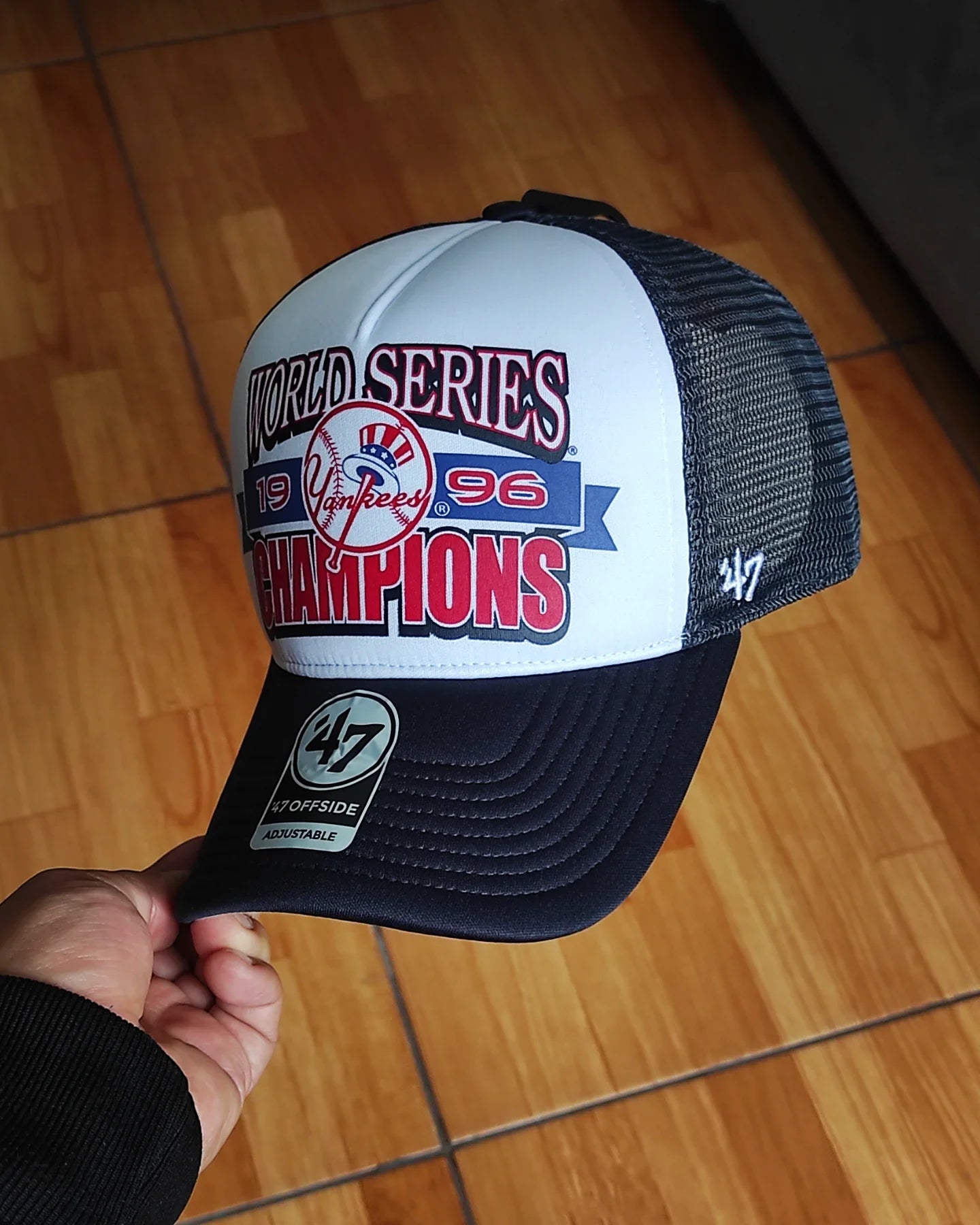 Gorra trucker 47 Brand New York Yankees World Series azul marino con espuma y cierre a presión