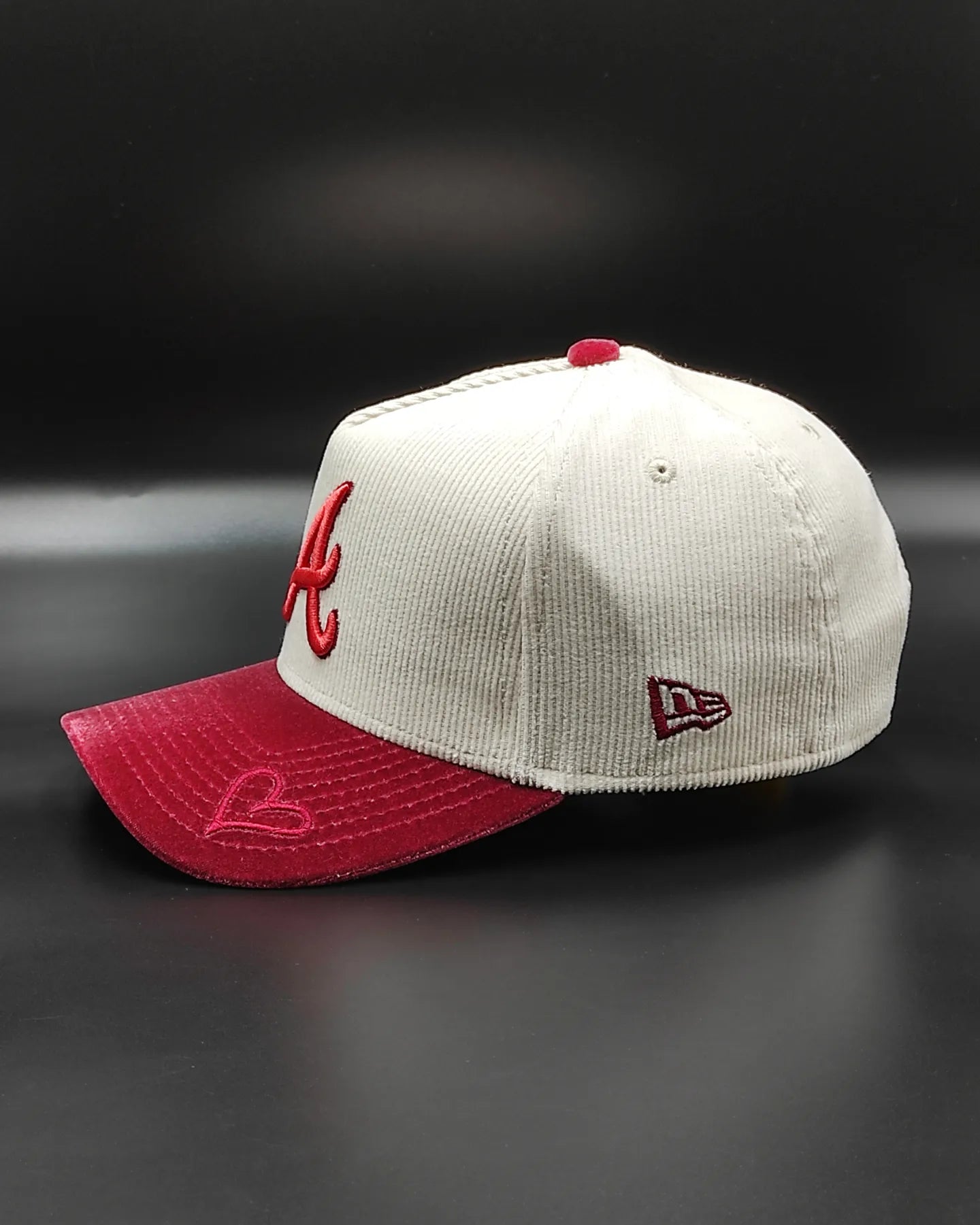 Gorra Newera Atlanta Braves Corduroy velvet 9 forty aframe Snapback