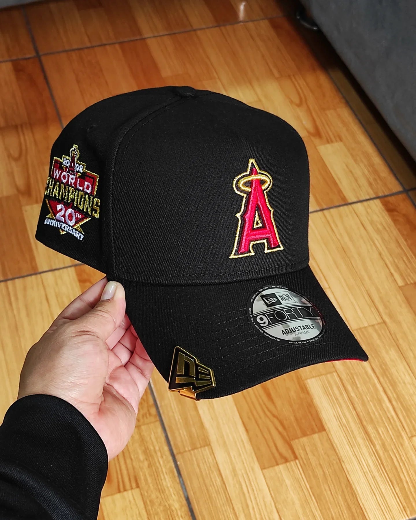 New Era Anaheim Angels campeones mundiales 20 aniversario negro rojo gorra 9forty a-frame snapback