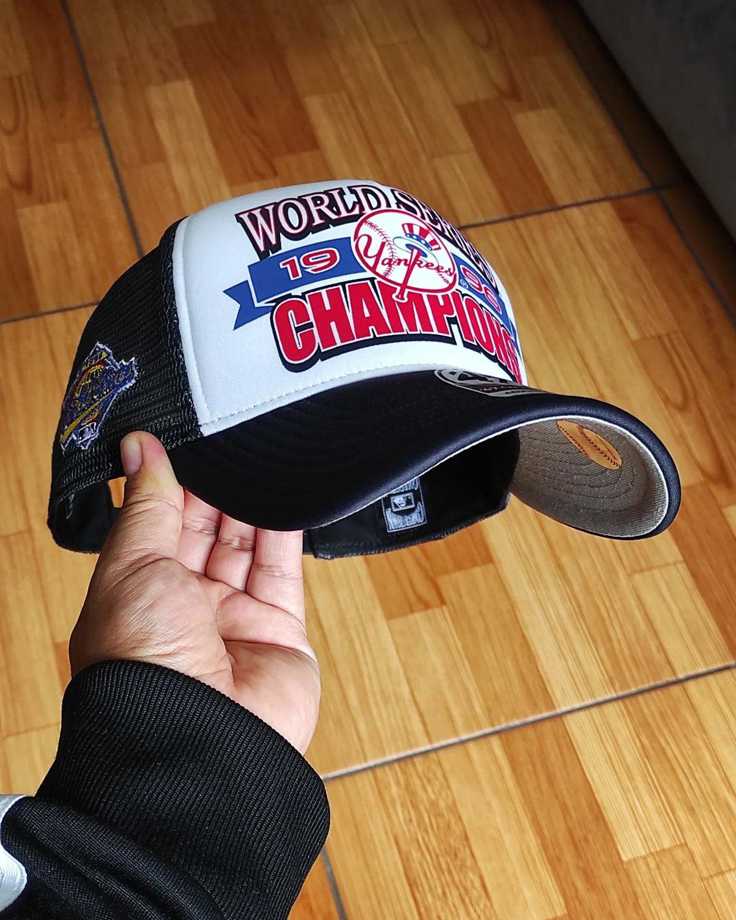 Gorra trucker 47 Brand New York Yankees World Series azul marino con espuma y cierre a presión