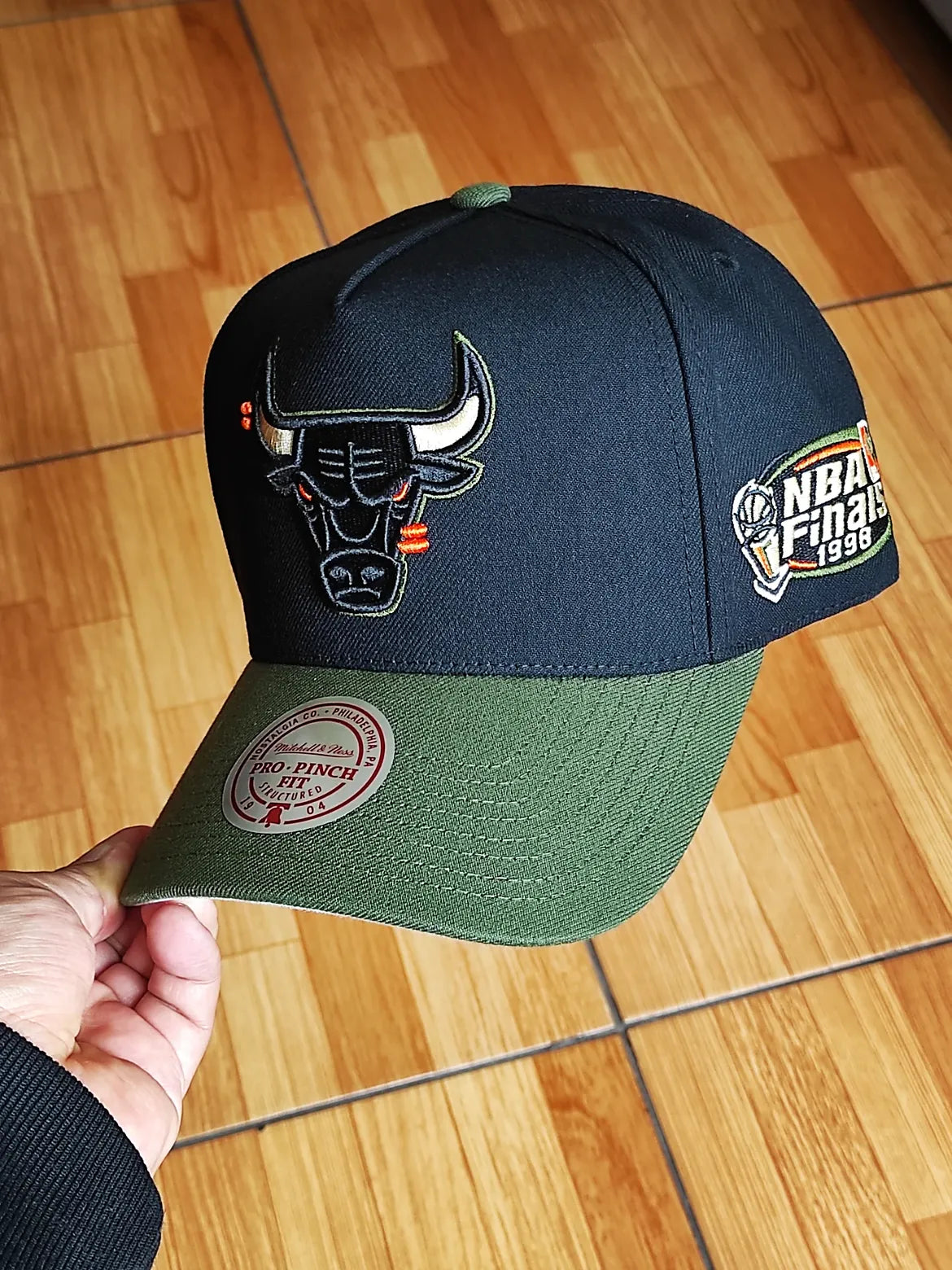 Mitchell and ness Chicago bulls NBA finals1998🔥 pro fit Snapback 🏀