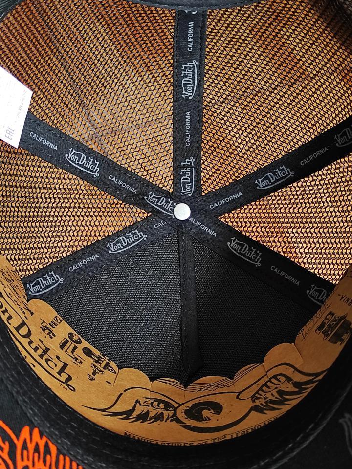 Gorra Von Dutch trucker multilogo edición negra