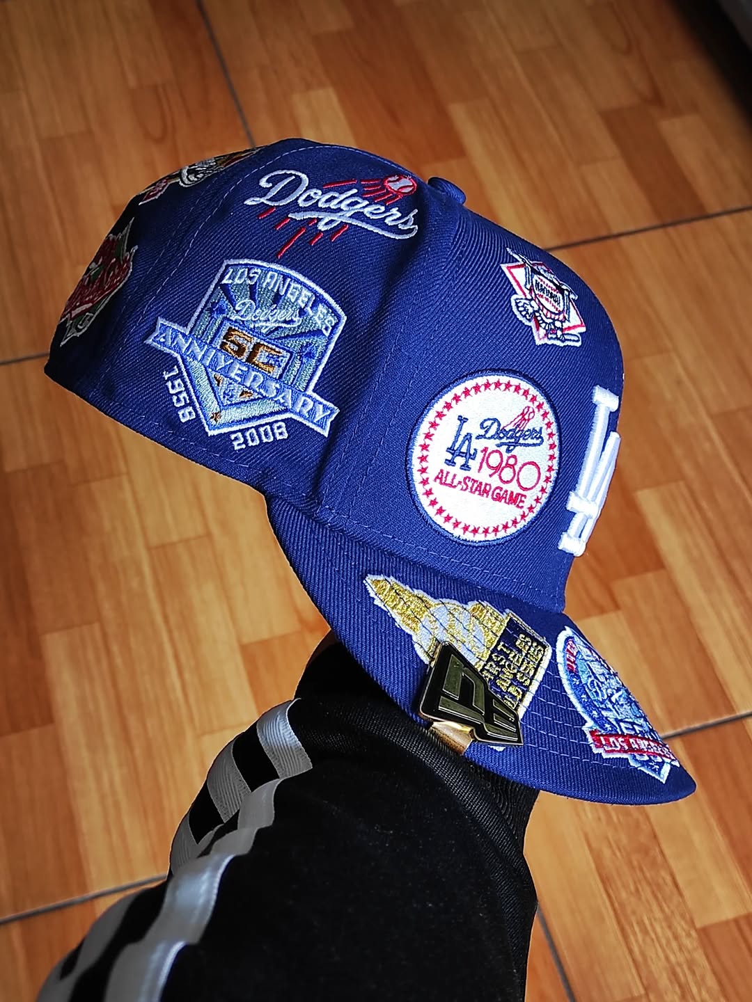 Gorra ajustada 59FIFTY de New Era de Los Angeles Dodgers con diseño estampado en toda la superficie