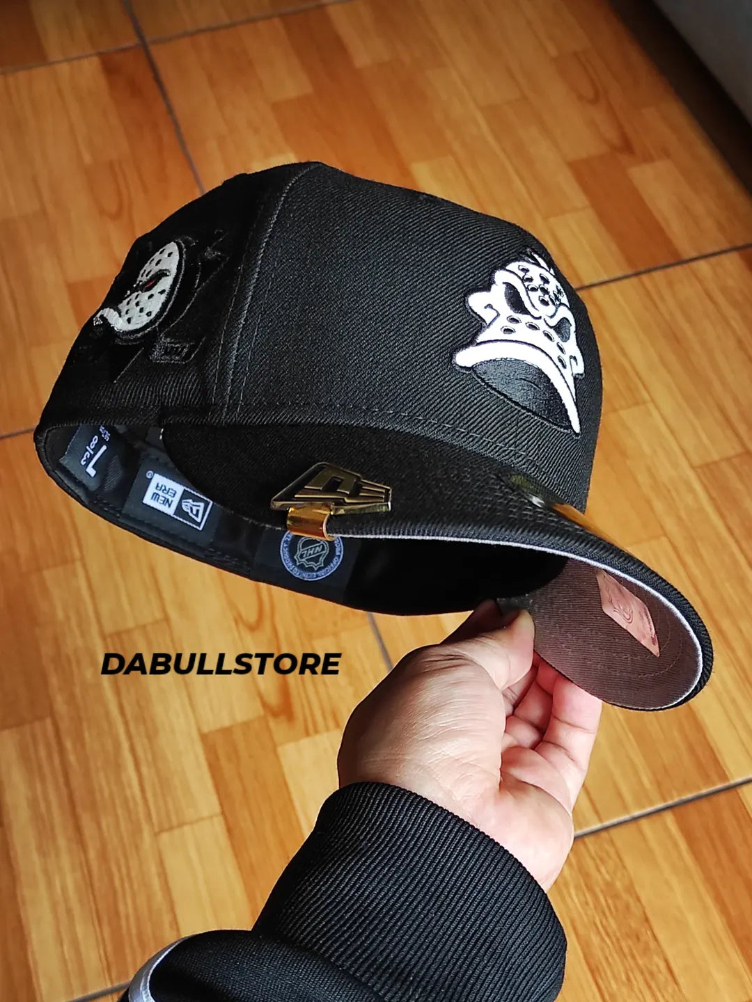 Gorra ajustada New Era Anaheim Ducks Blackout Glow Wool Edition 59Fifty