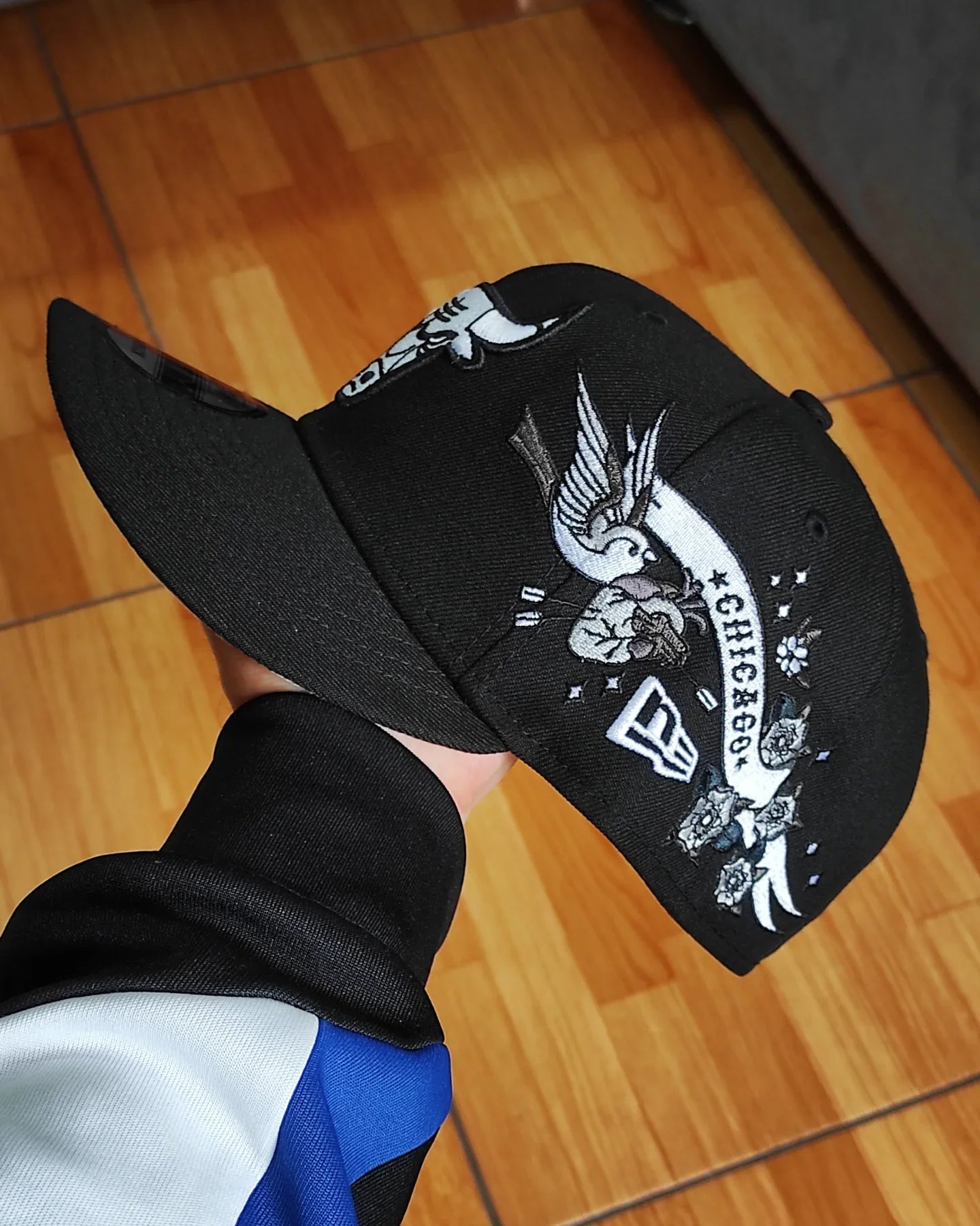 Gorra Chicago Bulls con parte inferior gris y parche lateral New Era 9Fifty Snapback - Negro/Blanco