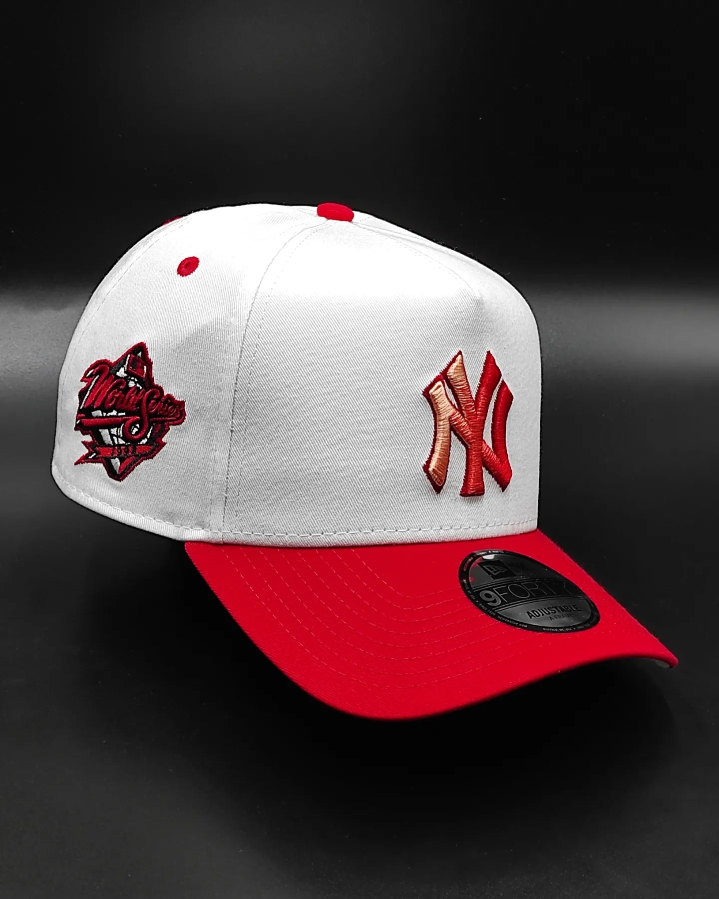 Gorra New Era New York Yankees " satin " 9 forty a frame blanca / escarlata