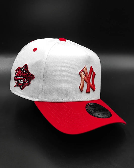 Gorra New Era New York Yankees " satin " 9 forty a frame blanca / escarlata
