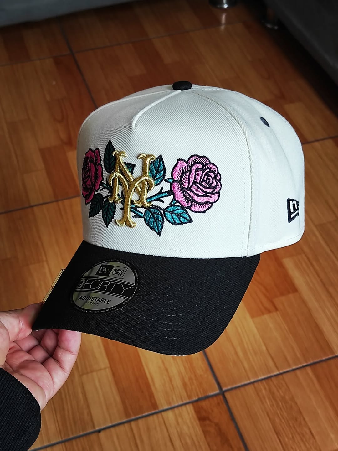 New Era New York Mets World Series 1969 Rose Chrome Two Tone Edition 9Forty A Frame Snapback