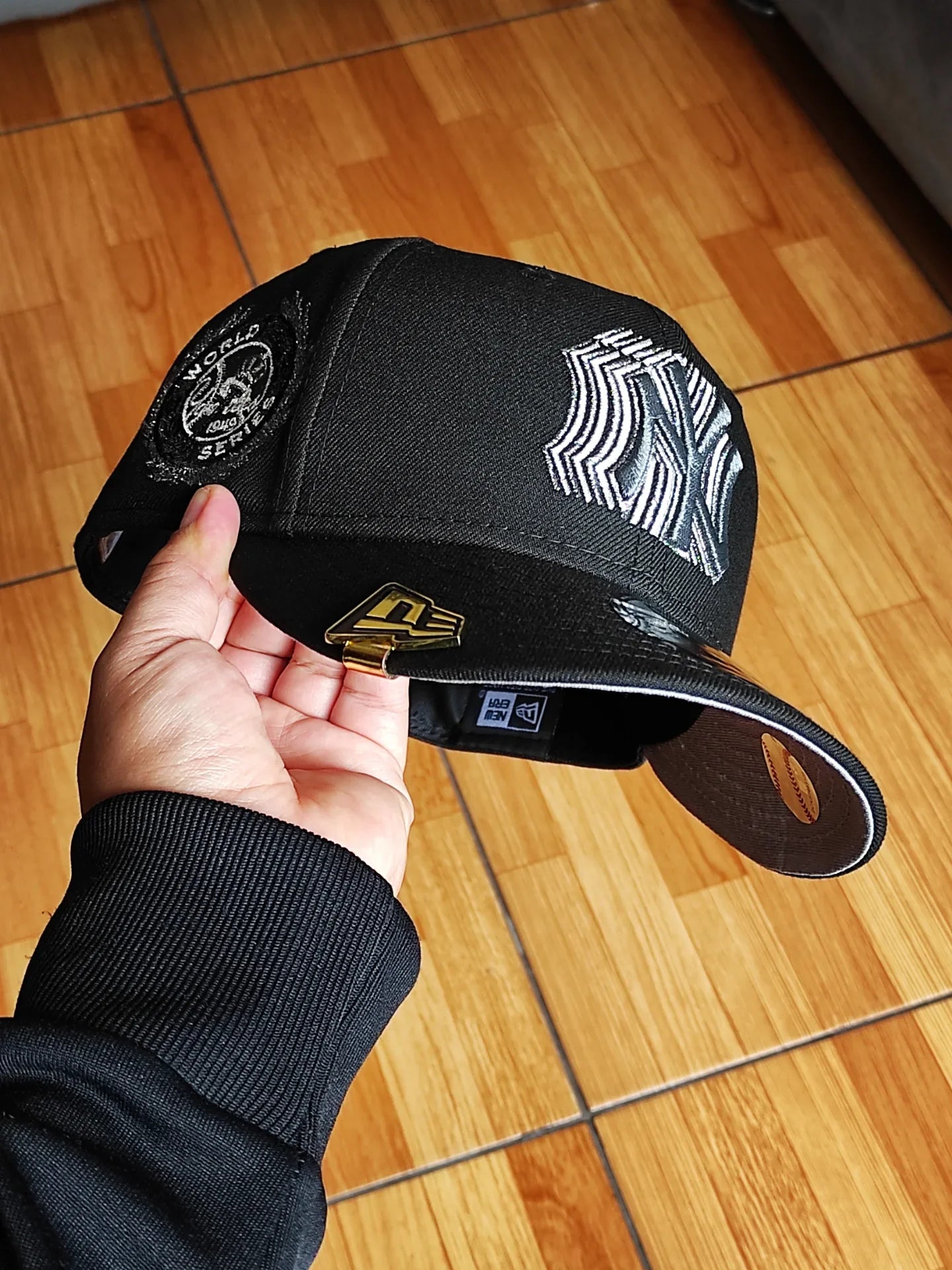 Gorra New Era 9Fifty snapback edición negra de los New York Yankees de la Serie Mundial de 1949