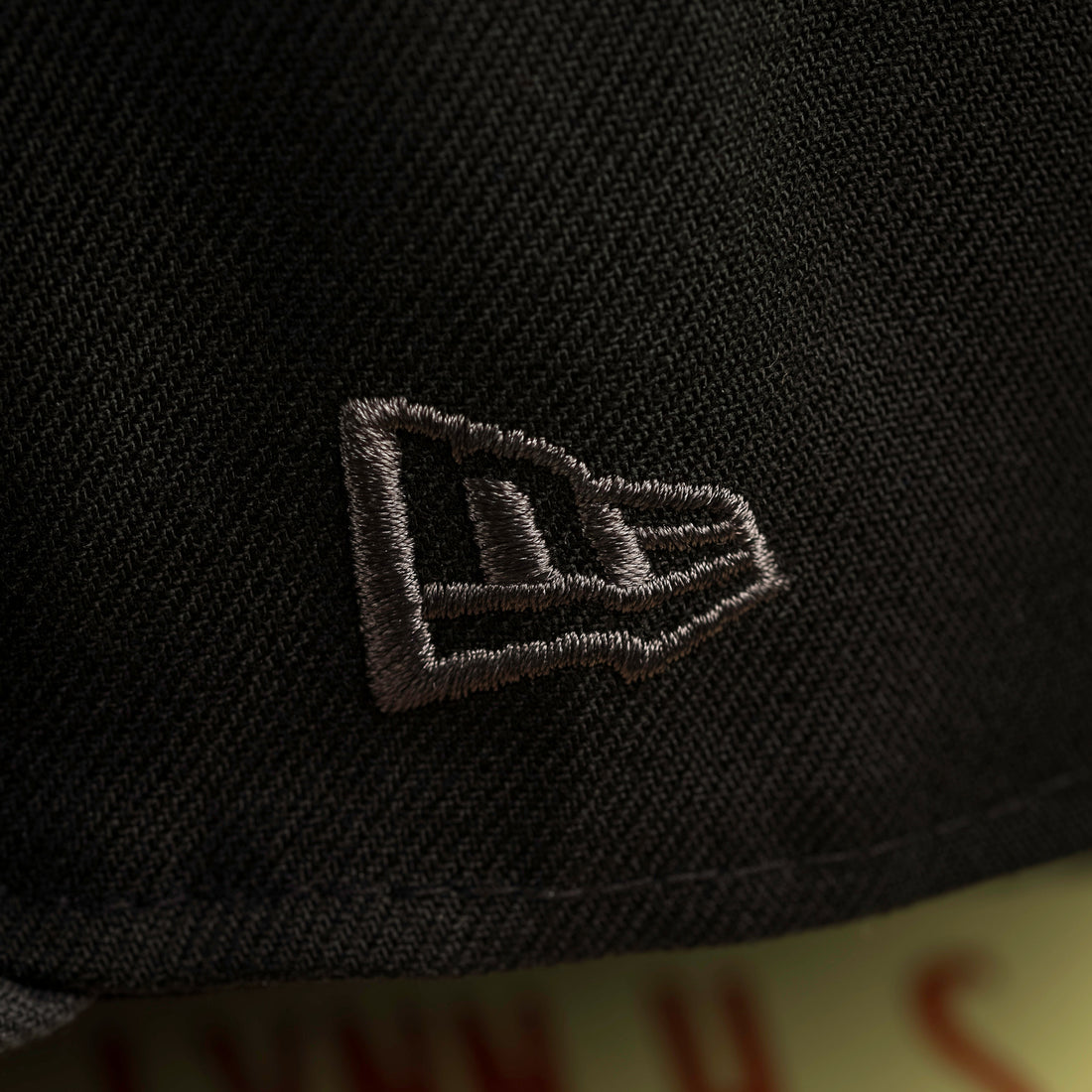 GORRA NEW ERA 59FIFTY LOS ANGELES DODGERS MLB NEGRA GRAFITO DOS TONOS UV ROSA