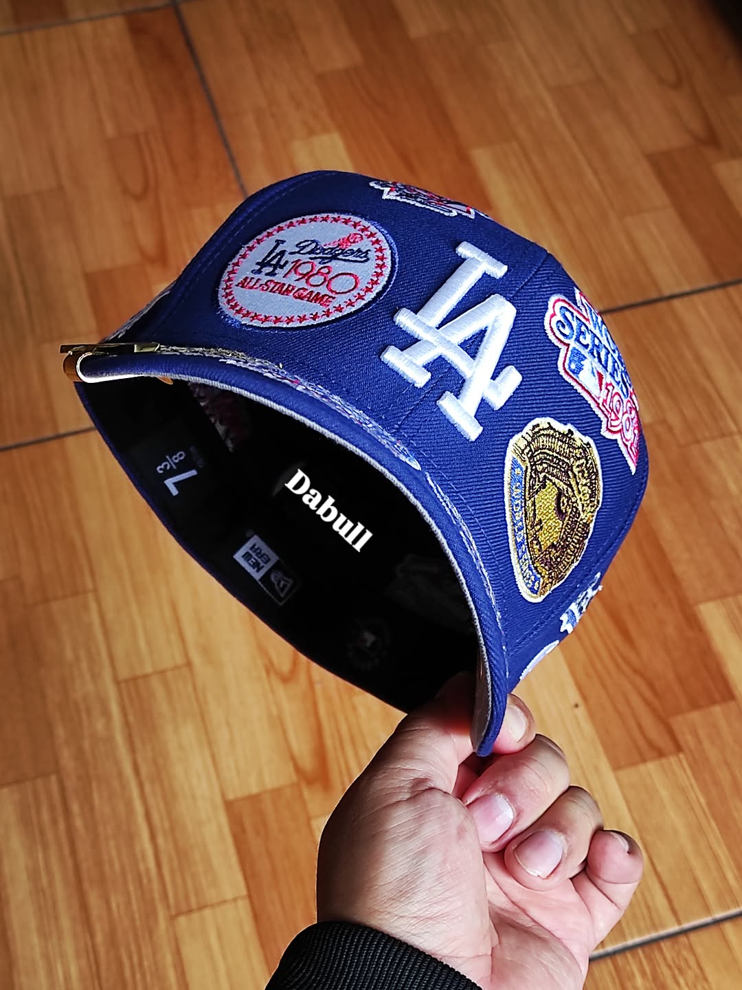 Gorra ajustada 59FIFTY de New Era de Los Angeles Dodgers con diseño estampado en toda la superficie