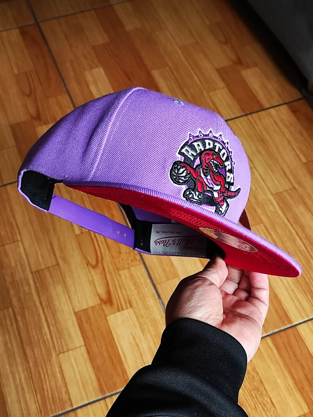 Gorra Snapback Toronto Raptors Mitchell & Ness NBA FRONT LOADED - Morada