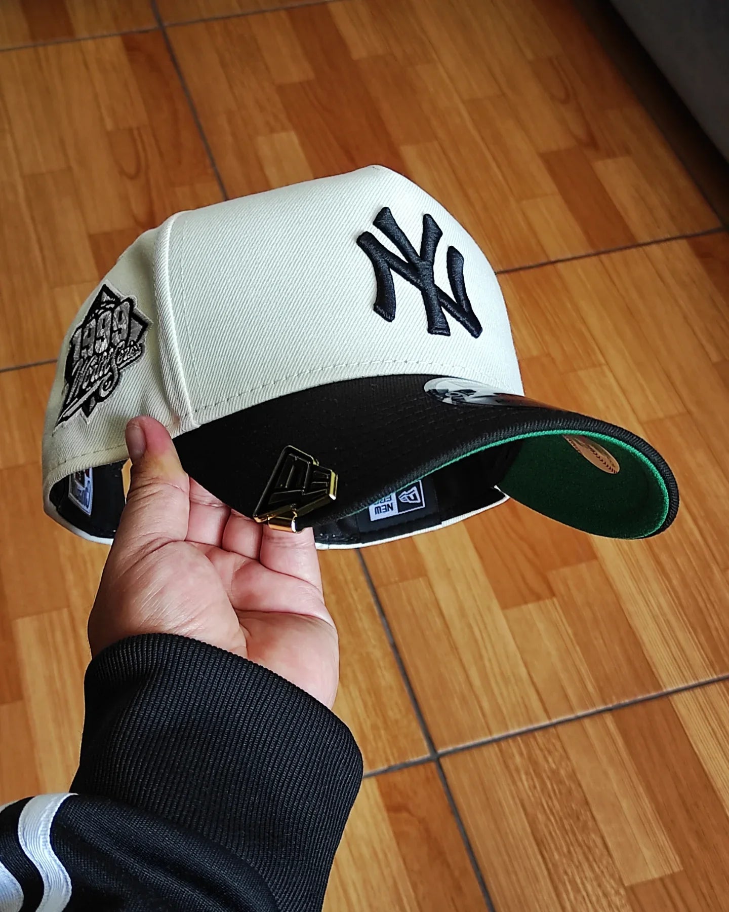 New Era New York Yankees Serie Mundial 1999 Chrome black 9 cuarenta A-FRAME