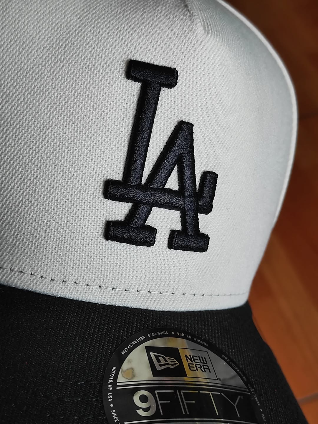 Gorra snapback A-Frame SP 9Fifty Los Angeles Dodgers Chrome Black 2 Tone Campeones Serie Mundial 2024