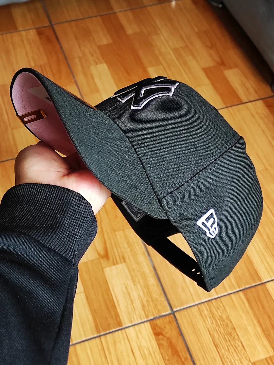 Gorra New Era New York World Series negra rosa 9FIFTY snapback