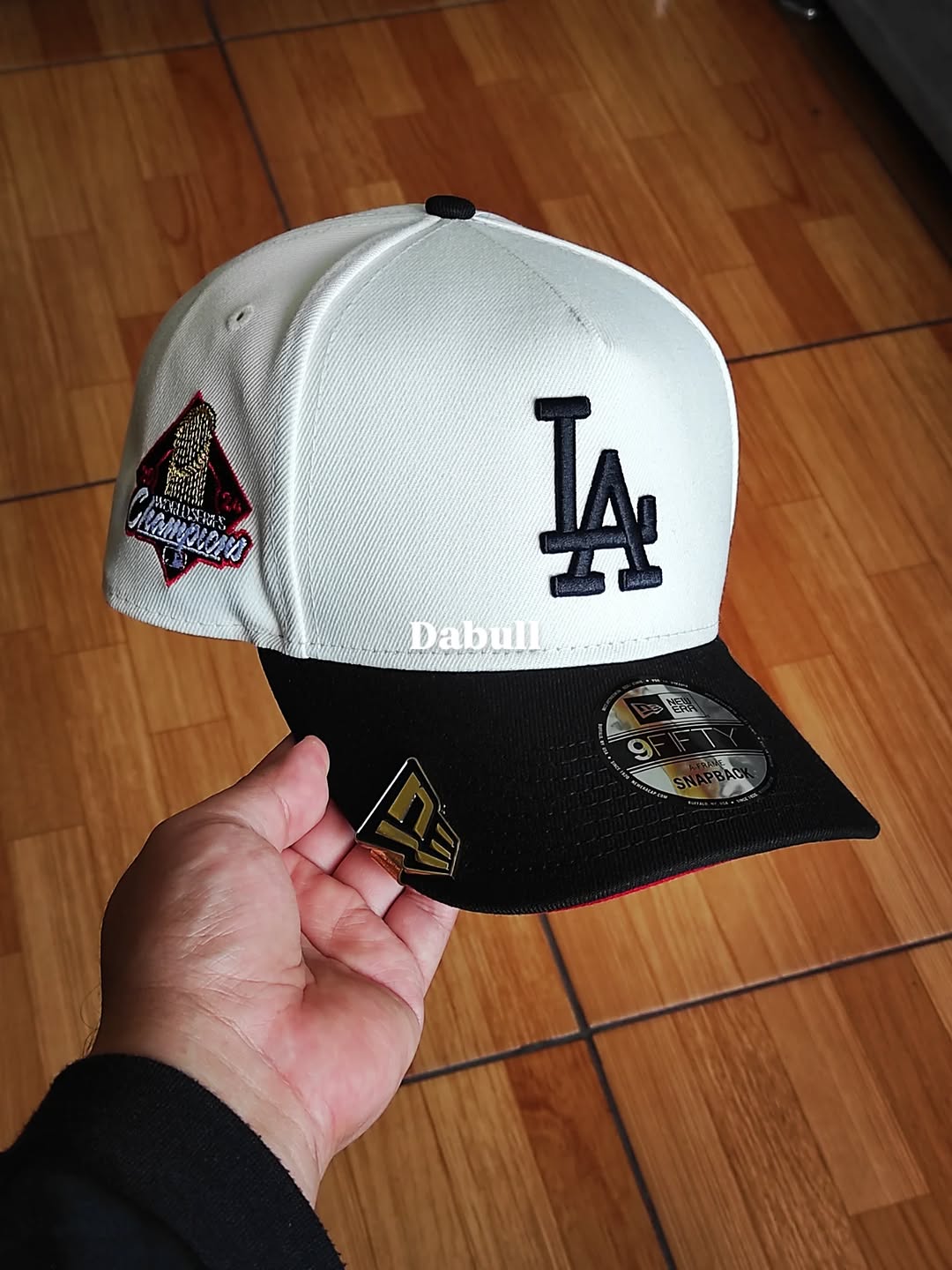 Gorra snapback A-Frame SP 9Fifty Los Angeles Dodgers Chrome Black 2 Tone Campeones Serie Mundial 2024