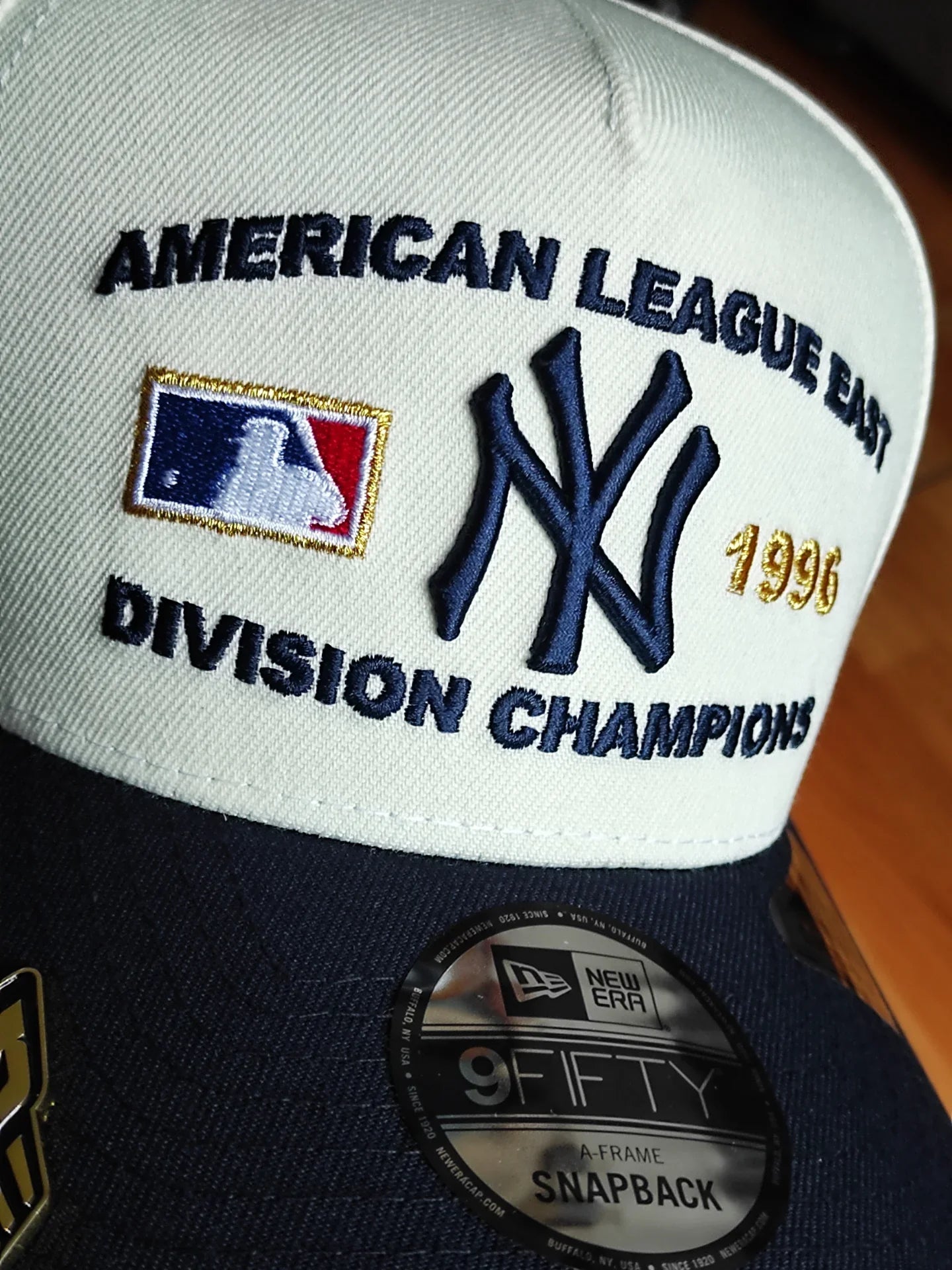 Gorra New Era New York Yankees MLB League Chrome Navy 9FIFTY AFRAME Snapback