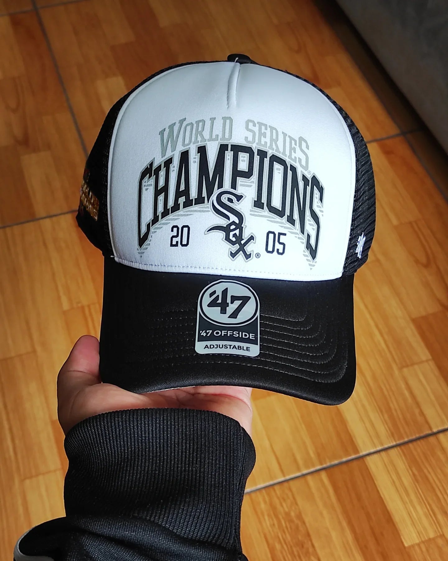 47Brand Chicago White Sox gorra trucker de espuma, negra y blanca, World Series, con cierre a presión