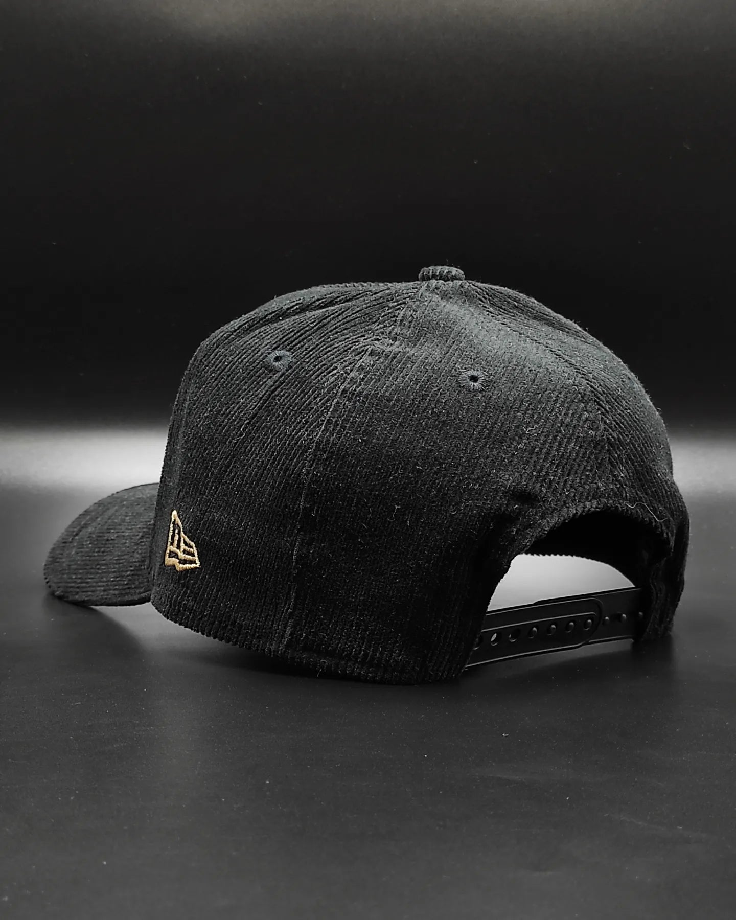 Gorra ajustable 9 Forty A-FRAME de pana negra "Corduroy Black" de los New Era Los Angeles Dodgers